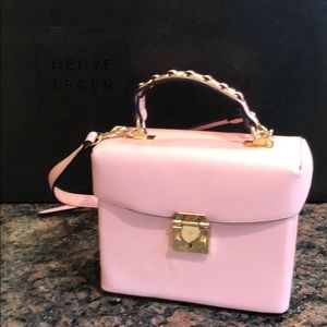 Cute pink handbag 👜